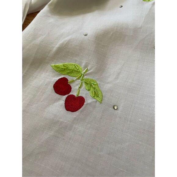 LT White Button Down Embroidered Cherry Fruit Beaded Long Sleeve Shirt Shacket - Picture 4 of 8